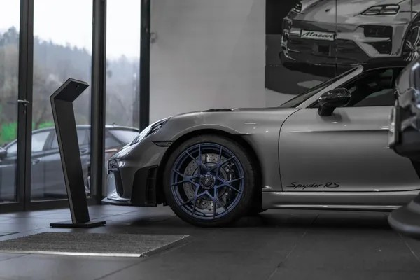 Porsche 718 Spyder RS — galería