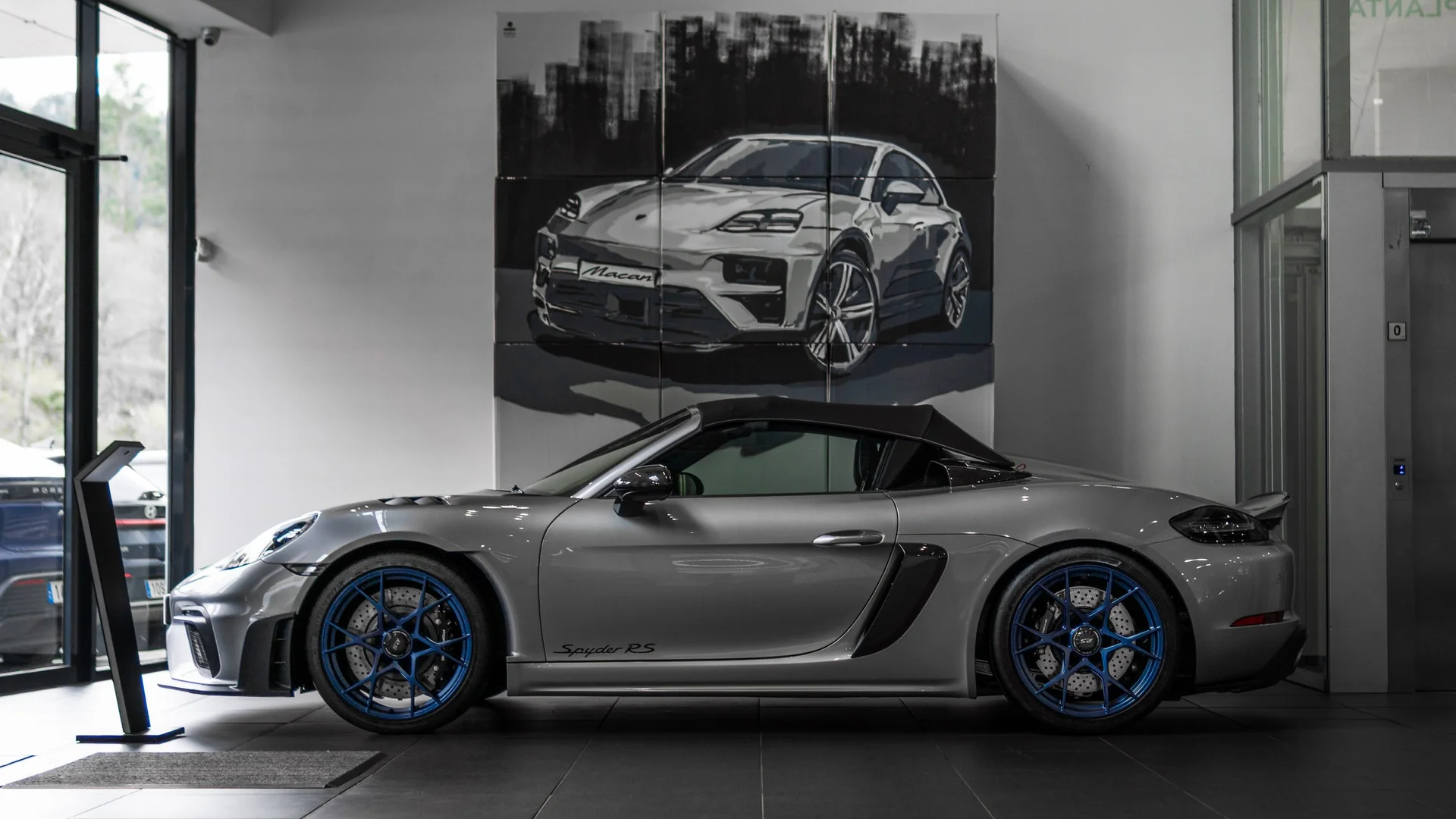 Porsche 718 Spyder RS