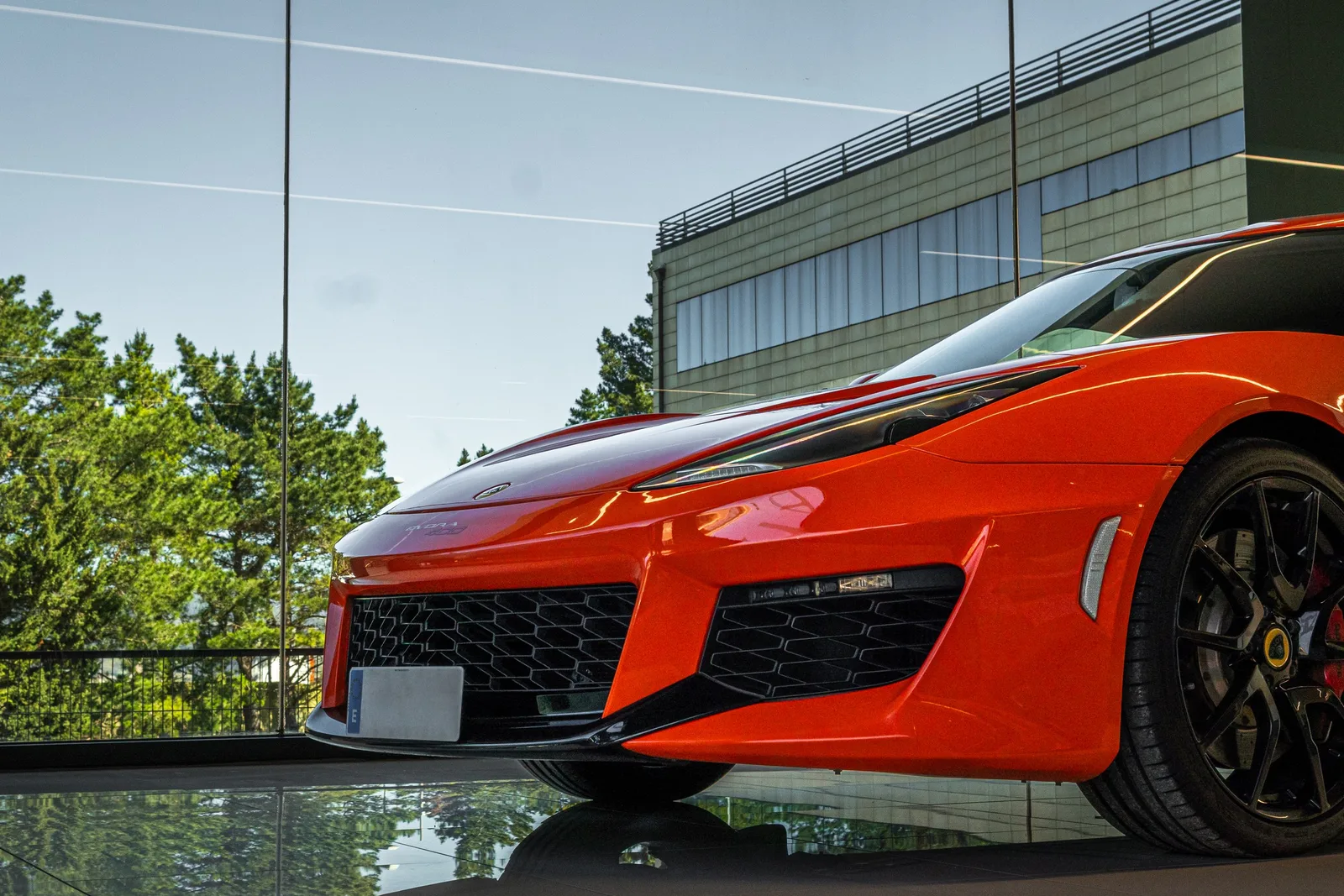 Lotus Evora 400 1