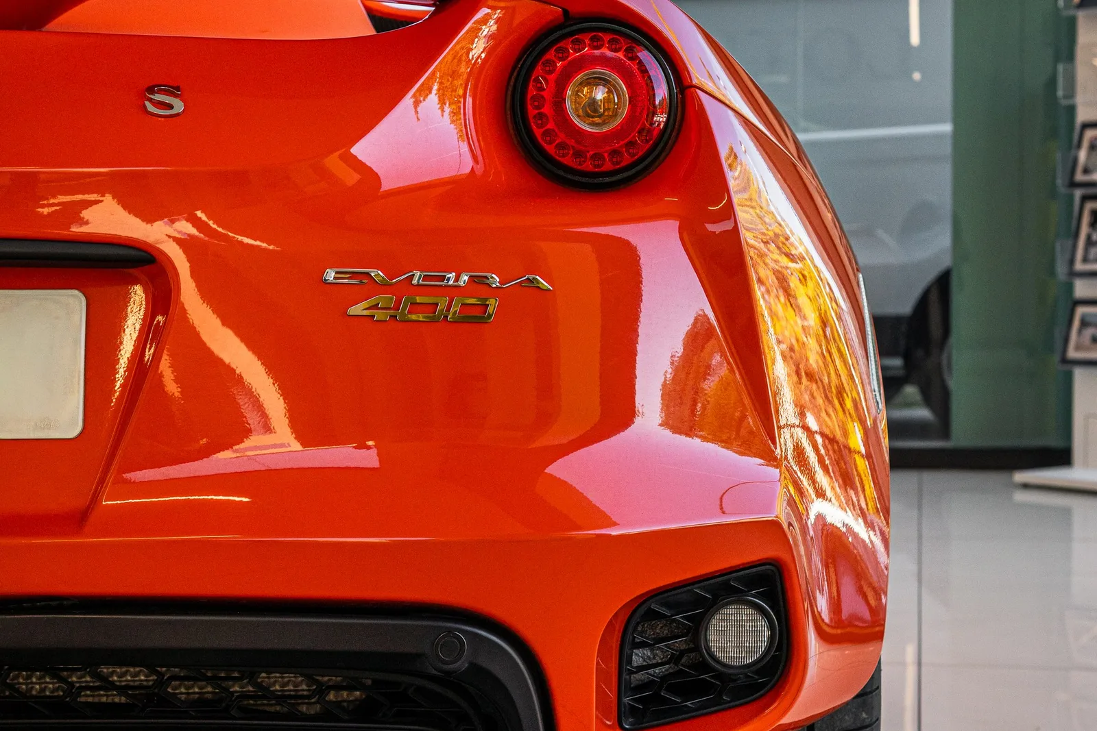 Lotus Evora 400 5