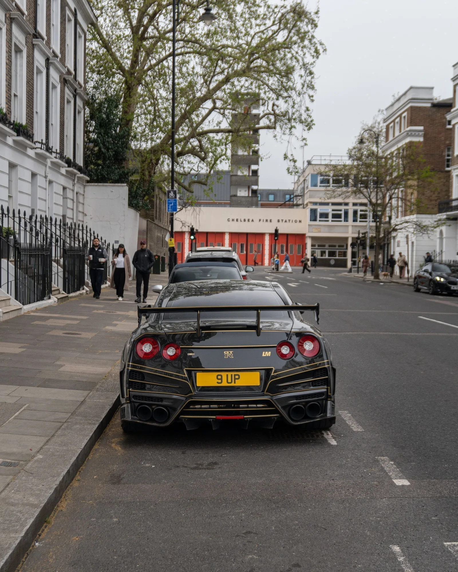Nissan GT-R R35 · Entorno Urbano Residencial · Londres · Church Studio