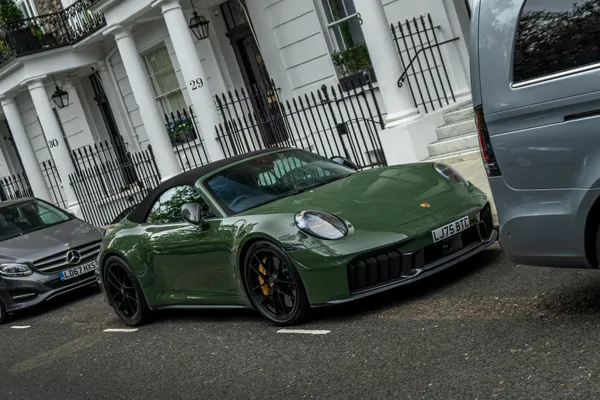 Porsche 911 GTS Cabriolet — galería