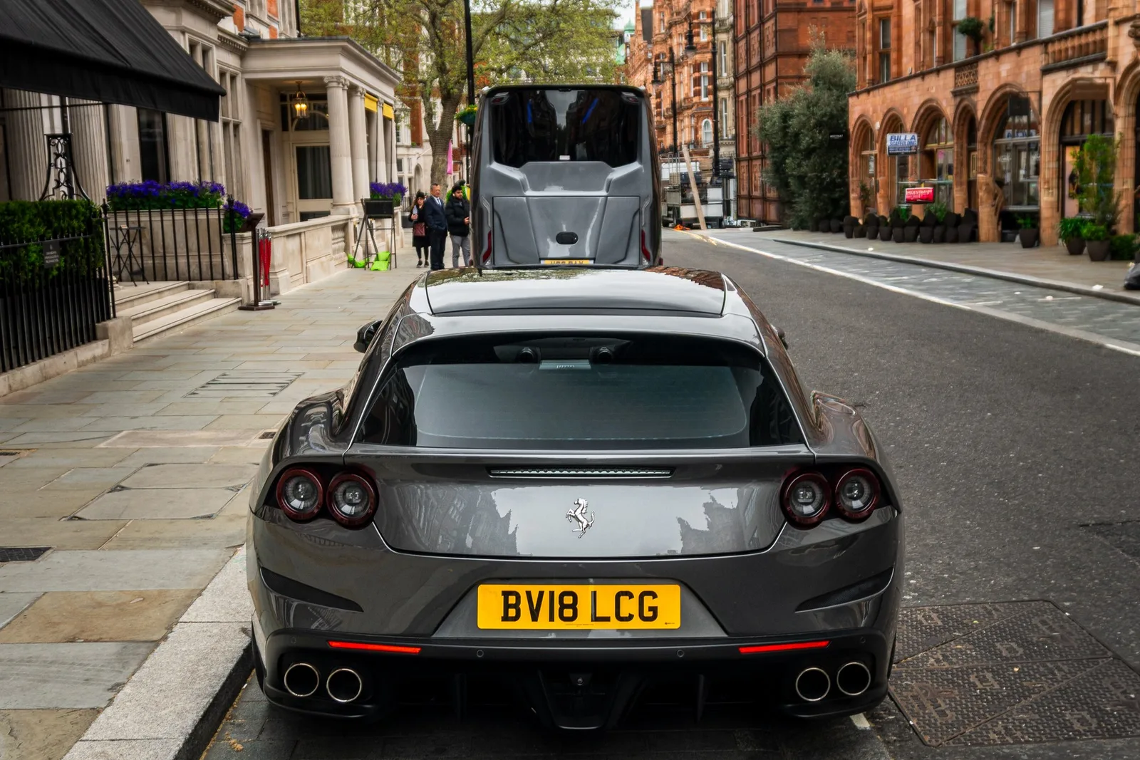 Ferrari GTC4 Lusso 4