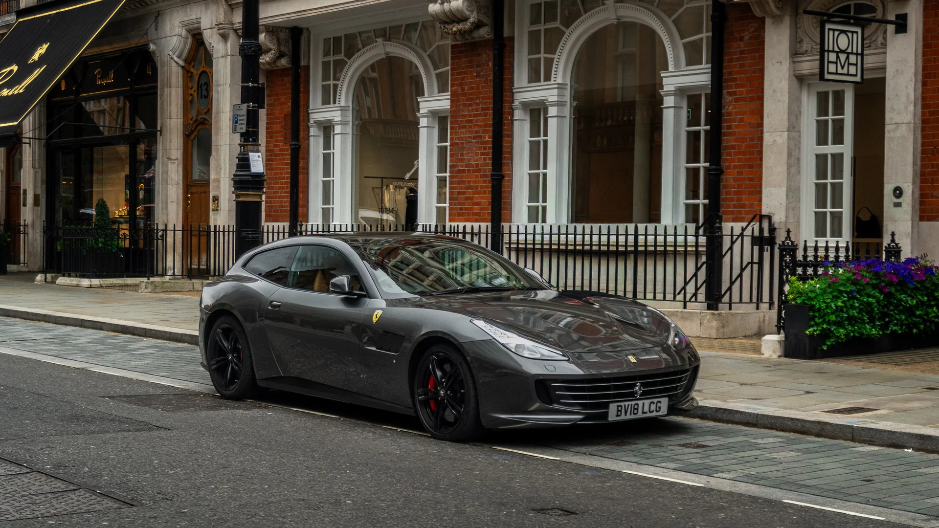 Ferrari GTC4 Lusso