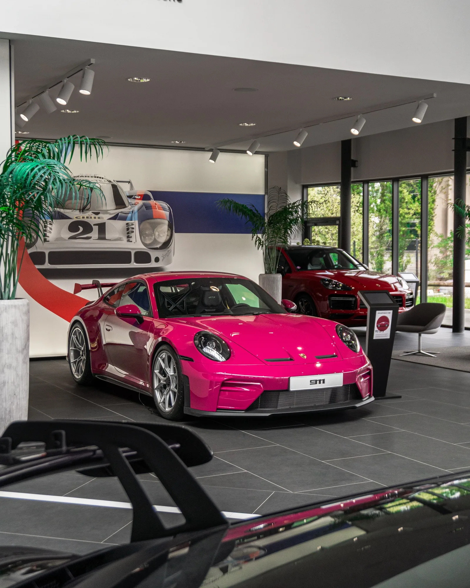 Porsche GT3 · Biarritz · Concesionario Porsche · Biarritz, Francia · Church Studio